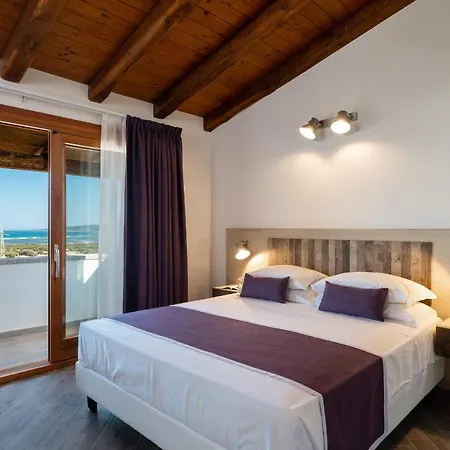 Coro E Bentu Rooms & View San Teodoro  Exterior photo