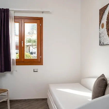 Coro E Bentu Rooms & View San Teodoro  Exterior photo