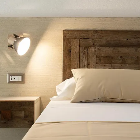 Coro E Bentu Rooms & View San Teodoro  Exterior photo
