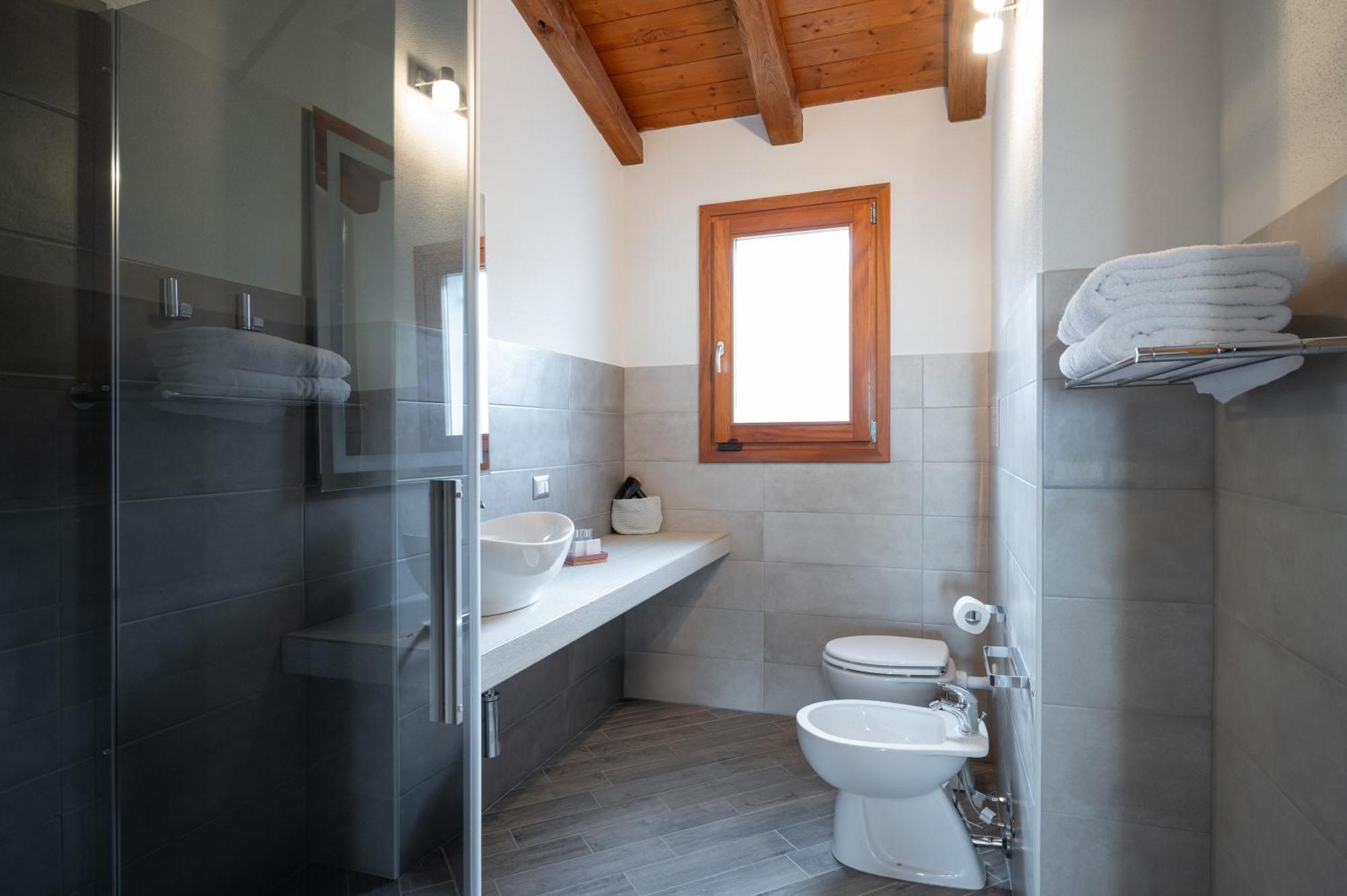 Gasthof Coro E Bentu & View San Teodoro (Sardinia)